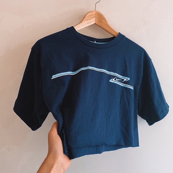 vintage nike crop top